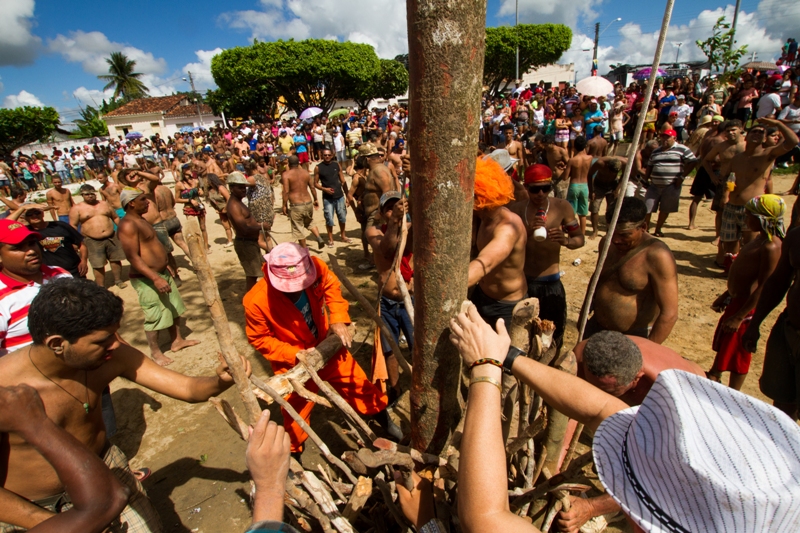 Festa do Mastro: Tradição e Devoção no Coração do Brasil