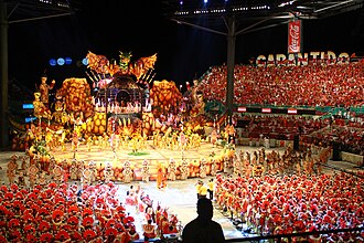 Festival de Parintins: tradição, espetáculo e identidade cultural da Amazônia